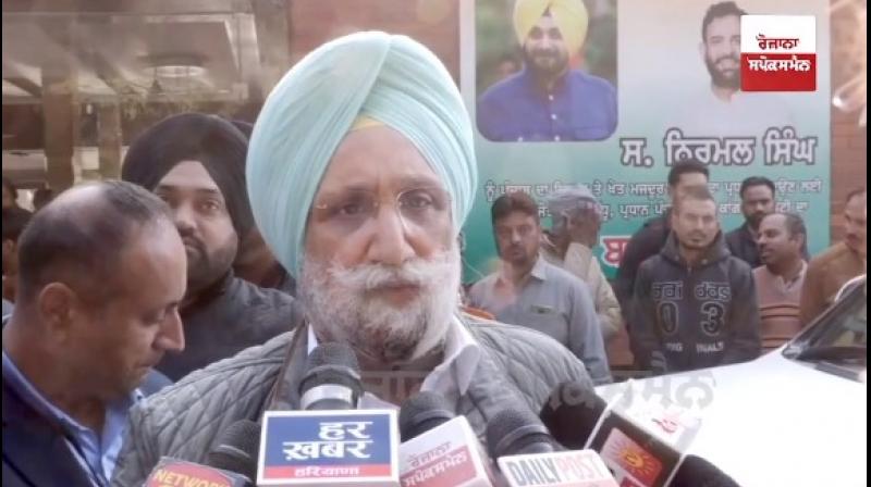 Sukhjinder Randhawa Sukhjinder Randhawa