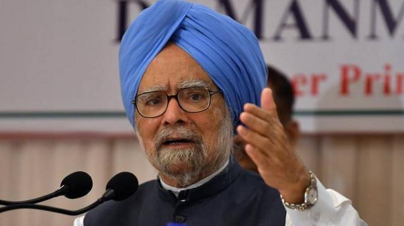Family objects to Manmohan Singh being photographed during PM's visit