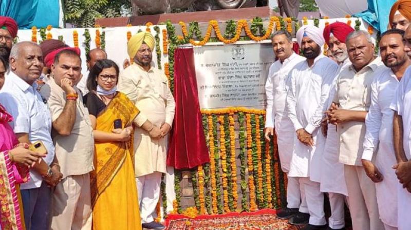 Singla unveils Statue of First Sikh Ruler Baba Banda Singh Bahadar
