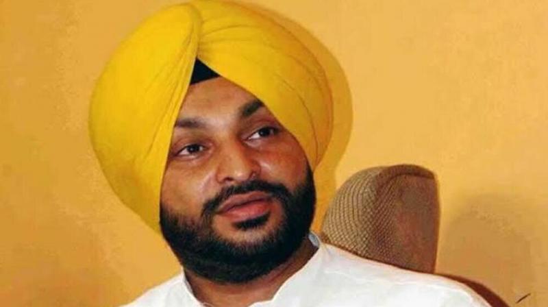 MP Ravneet Bittu said to give third degree to Inderjit Indi, made serious allegations on vigilance MP Ravneet Bittu said to give third degree to Inderjit Indi, made serious allegations on vigilance