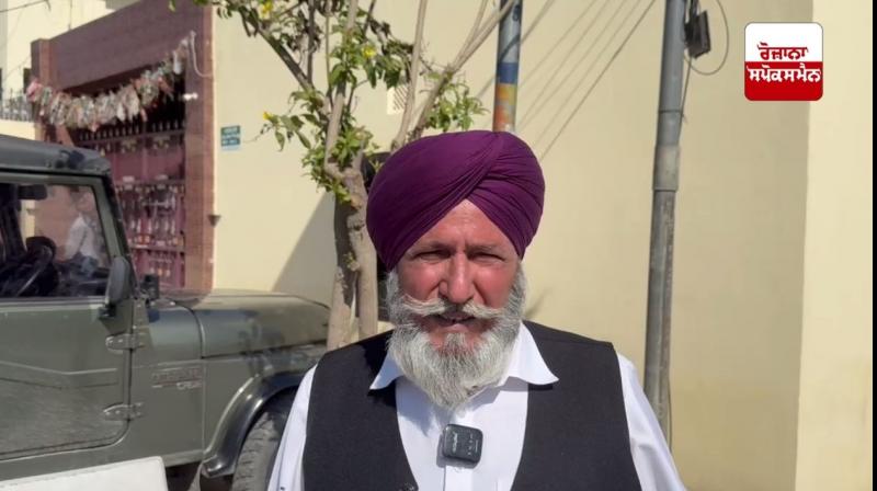 ਜਾਣਕਾਰੀ ਦਿੰਦੇ ਹੋਏ ਮਕਾਨ ਦੇ ਮਾਲਕ ਬਲੌਰ ਸਿੰਘ ਜਾਣਕਾਰੀ ਦਿੰਦੇ ਹੋਏ ਮਕਾਨ ਦੇ ਮਾਲਕ ਬਲੌਰ ਸਿੰਘ