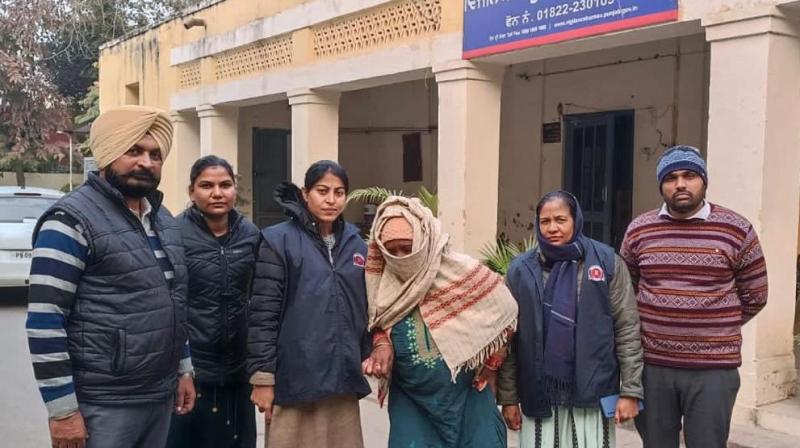 Vigilance arrests absconding women accused in an extortion case