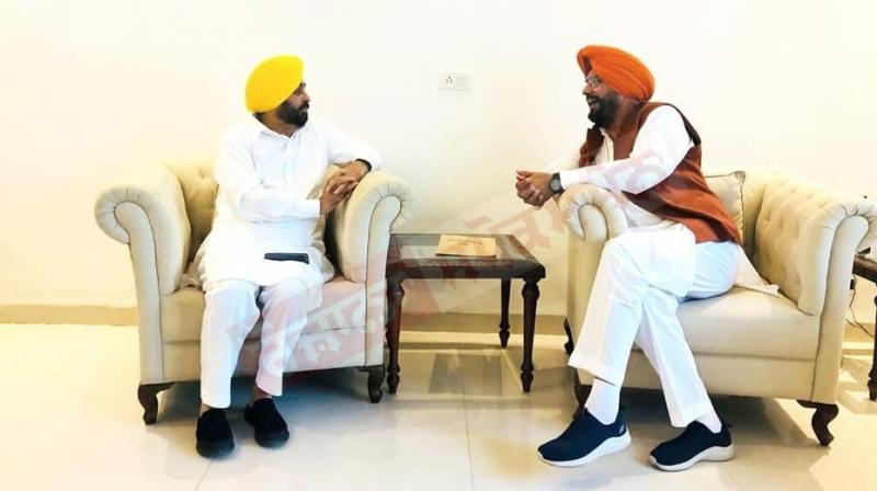 Cabinet Minister Kuldeep Singh Dhaliwal called on CM Bhagwant Mann Cabinet Minister Kuldeep Singh Dhaliwal called on CM Bhagwant Mann