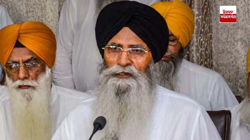 The Shiromani Committee took notice of the viral video and ordered an investigation The Shiromani Committee took notice of the viral video and ordered an investigation