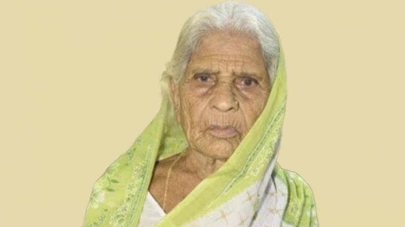 Gangabai Sakhare 103-year-old woman revived before cremation