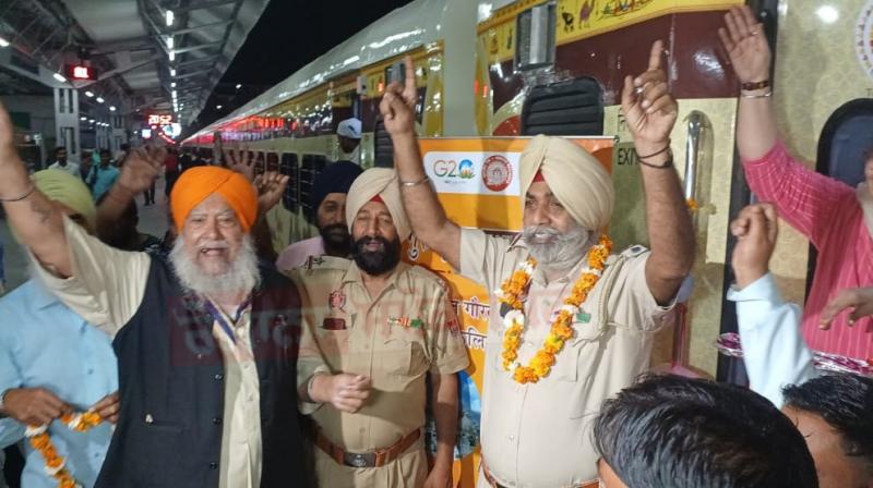 Guru Kirpa Yatra train leaves from amritsar Guru Kirpa Yatra train leaves from amritsar