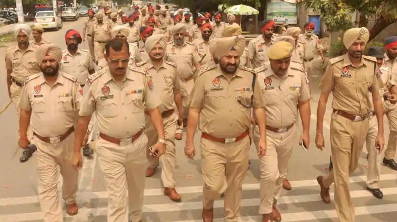 Punjab DGP's decision, only 50% staff will work inside the police headquarters Punjab DGP's decision, only 50% staff will work inside the police headquarters