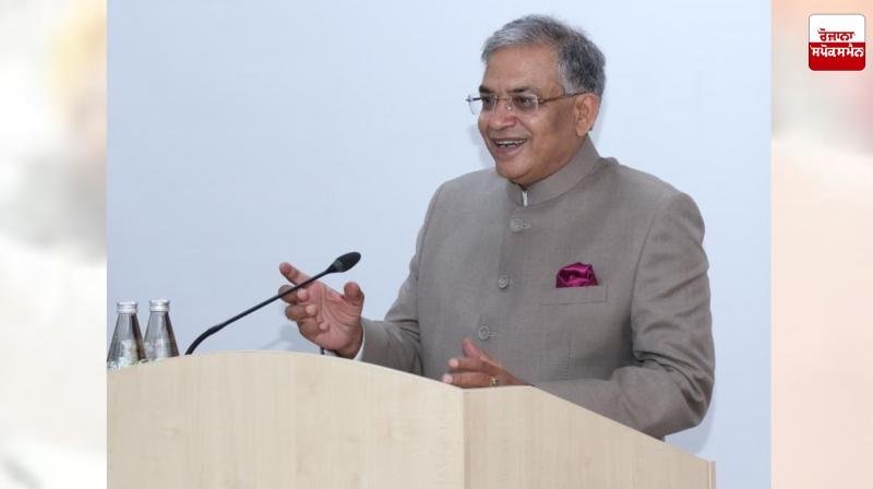 Election Commission: Election Commission will provide mobile deposit facility for voters at polling stations Election Commission: Election Commission will provide mobile deposit facility for voters at polling stations