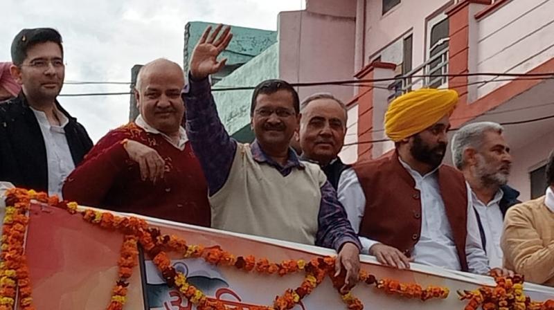 Pathankot painted in Kejriwal's 'Tricolor Yatra' Pathankot painted in Kejriwal's 'Tricolor Yatra'