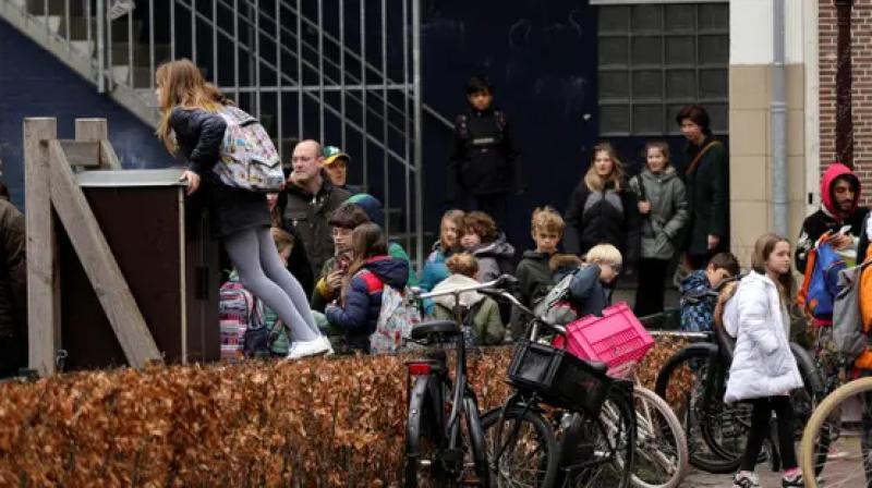 ਸਕੂਲ ਦੇ ਬਾਹਰ ਧਮਾਕਾ