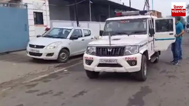 Drugs worth Rs 250 crore seized in Gujarat Drugs worth Rs 250 crore seized in Gujarat