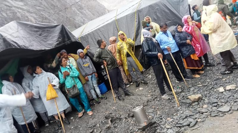Cloudburst near Amarnath cave, 13 dead and 40 missing