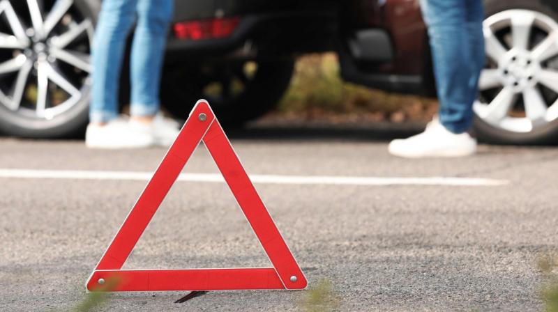 Cash rewards will now be given to those who help the victims of road accidents Cash rewards will now be given to those who help the victims of road accidents