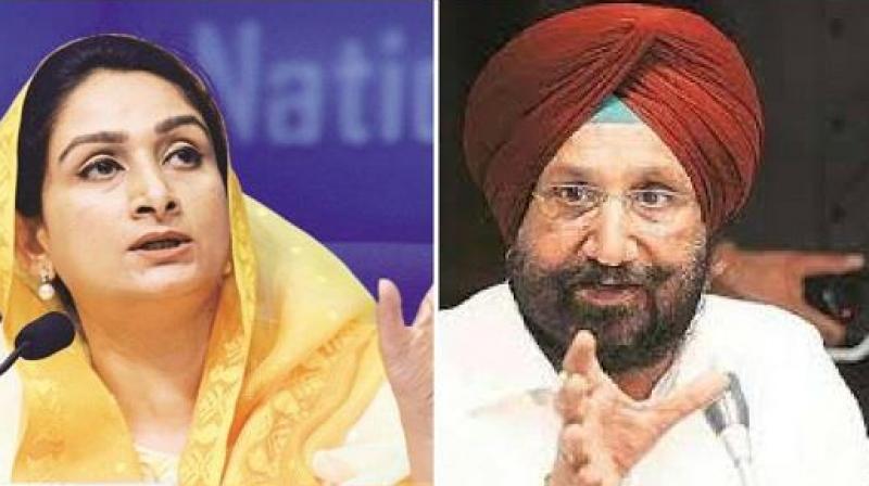 Sukhjinder Randhawa With Harsimrat Badal Sukhjinder Randhawa With Harsimrat Badal