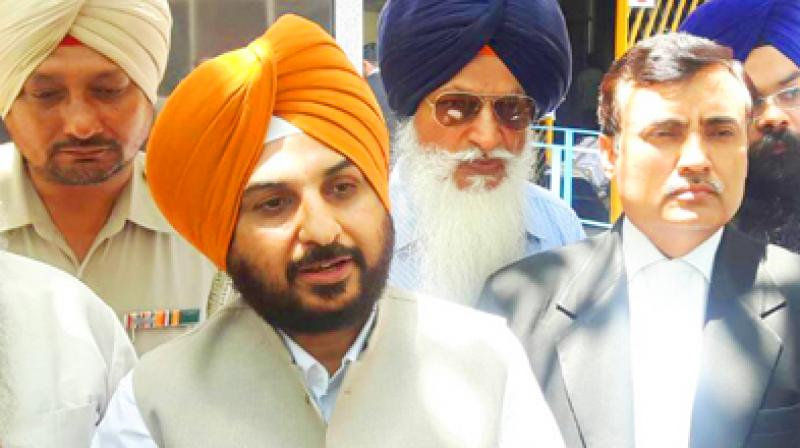 DR. PARAMJIT SINGH RANU DR. PARAMJIT SINGH RANU