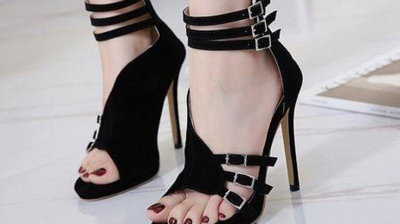 #KuToo: A Revolt Against High Heels in the Japanese Workplace #KuToo: A Revolt Against High Heels in the Japanese Workplace