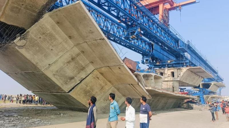 Bridge under construction collapsed in Bihar News Bridge under construction collapsed in Bihar News