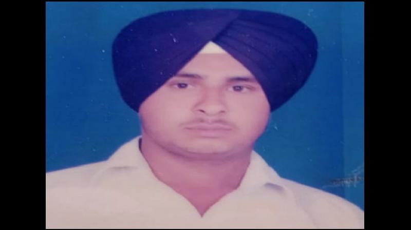 Father of three commits suicide Father of three commits suicide