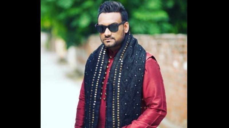 Punjabi singer Master Salim's PA receives threat
