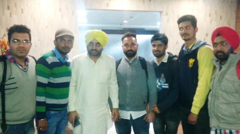 A delegation of Sarva Shiksha Abhiyan office bearers met CM Bhagwant Mann regarding their legitimate demands A delegation of Sarva Shiksha Abhiyan office bearers met CM Bhagwant Mann regarding their legitimate demands