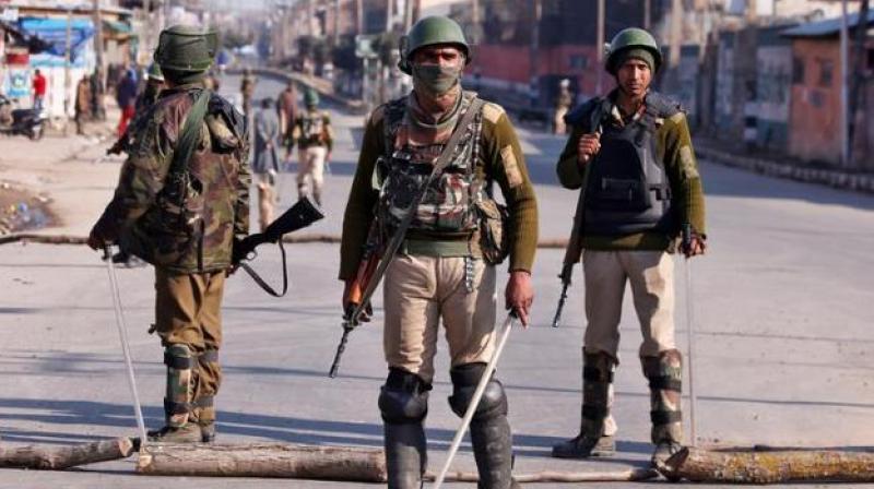 3 Cops Kidnapped from home by terrorists in Shopian