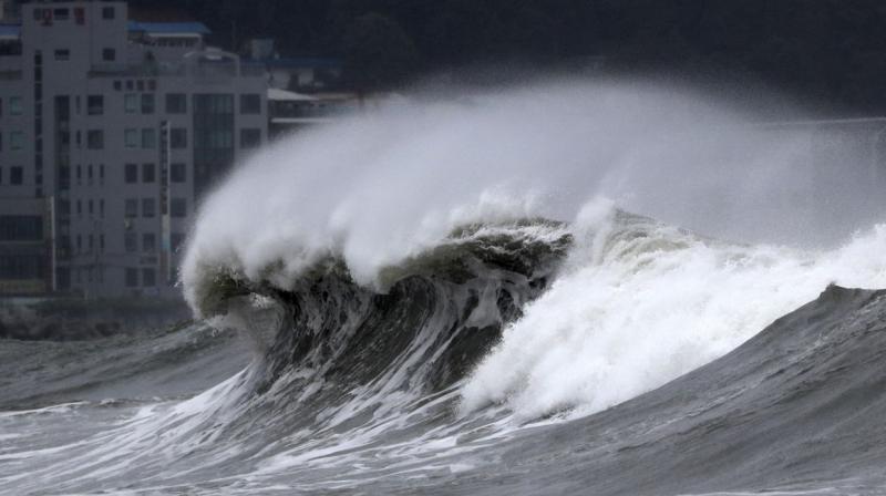 Typhoon Hinnamnor Pounding South Korea With High Winds and Heavy Rain