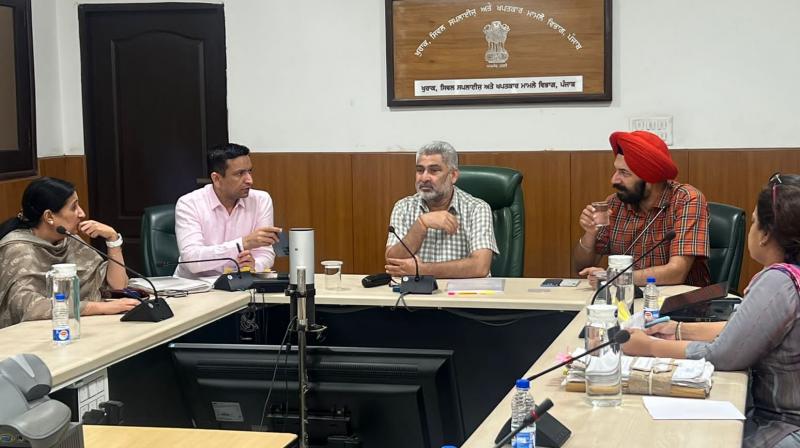 Smart Rations Depots must get going at earliest: Lal Chand Kataruchak Smart Rations Depots must get going at earliest: Lal Chand Kataruchak