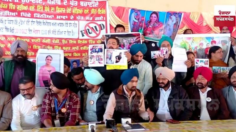 Gurjit Singh formed a 'Justice Demand Committee' to provide justice to the youth who have been cheated by their wives.