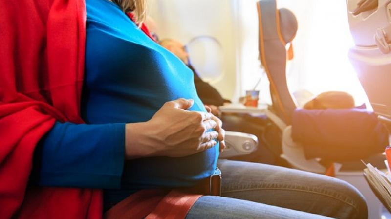 Pregnant women travel