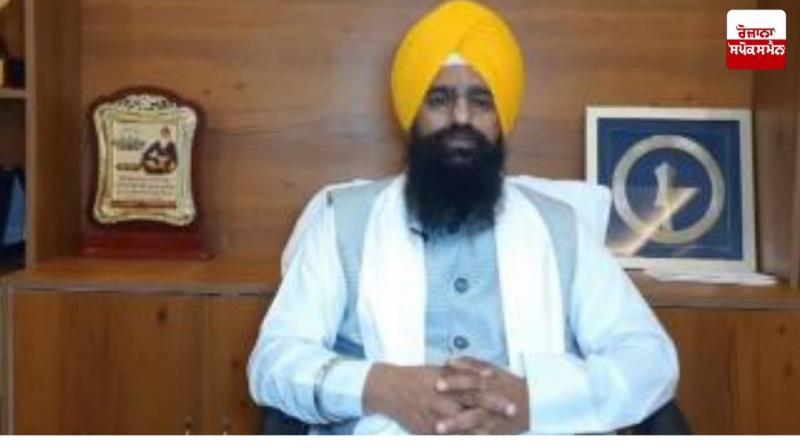 By repeatedly crowning Jathedar Gargajj, the Panth is being told to accept the Jathedar as the Jathedar By repeatedly crowning Jathedar Gargajj, the Panth is being told to accept the Jathedar as the Jathedar