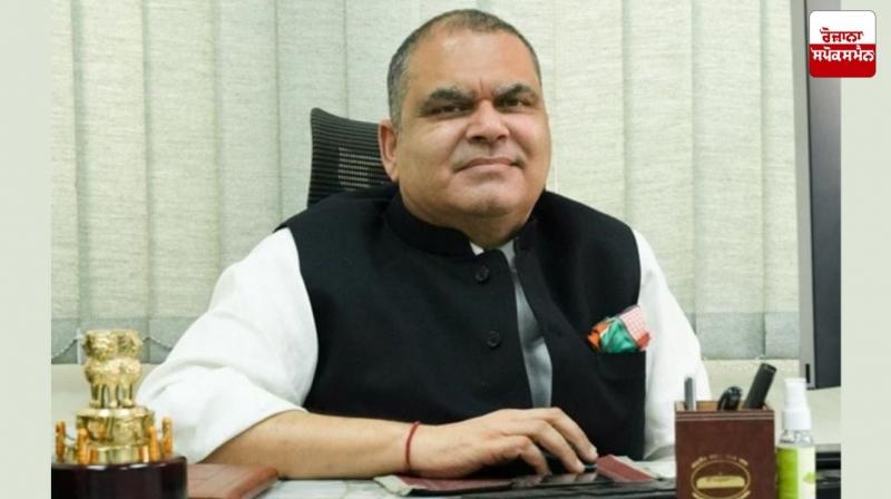 Cabinet Minister Sanjeev Arora helps Pathankot family bring back body from Romania Cabinet Minister Sanjeev Arora helps Pathankot family bring back body from Romania