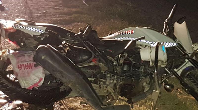 High speed vehicle crushed two police man, death on the spot High speed vehicle crushed two police man, death on the spot