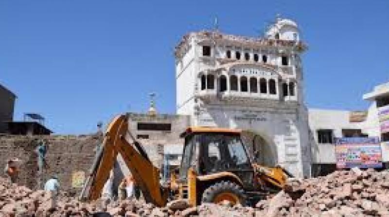 Darshani deori tarn tarn sahib Darshani deori tarn tarn sahib