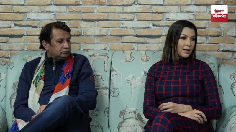 Ajay Chitnis and Aditi Govitrikar Ajay Chitnis and Aditi Govitrikar