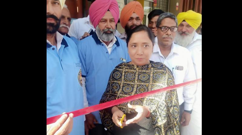 Cabinet Minister Dr. Baljit Kaur inaugurated sewing training center at village Chak Duhewala