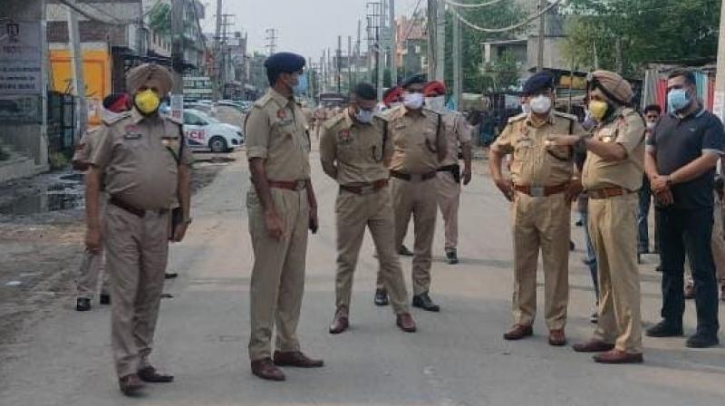 GIASPURA GAS LEAK: SPL DGP ARPIT SHUKLA REVIEWS SITUATION IN LUDHIANA GIASPURA GAS LEAK: SPL DGP ARPIT SHUKLA REVIEWS SITUATION IN LUDHIANA