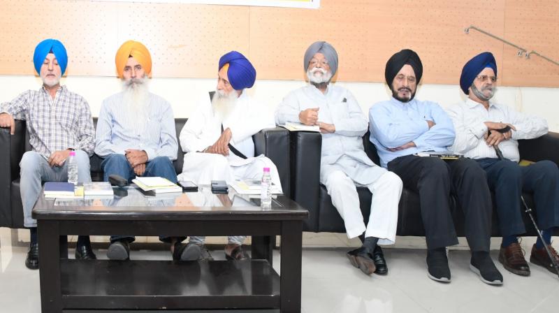 Seminar on 'Political background of Saka June 1984' organized byKendri Sri Guru Singh Sabha Seminar on 'Political background of Saka June 1984' organized byKendri Sri Guru Singh Sabha