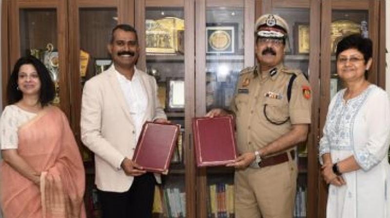 Dailyhunt, OneIndia and Delhi Police Collaborate to Empower Citizens and Enhance Public Safety Dailyhunt, OneIndia and Delhi Police Collaborate to Empower Citizens and Enhance Public Safety