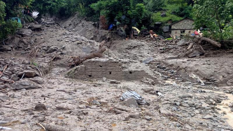 cloud burst in kullu (photo twitter)