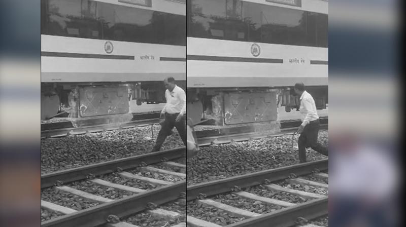 Fire breaks out in battery box of Bhopal-Delhi Vande Bharat Express Fire breaks out in battery box of Bhopal-Delhi Vande Bharat Express