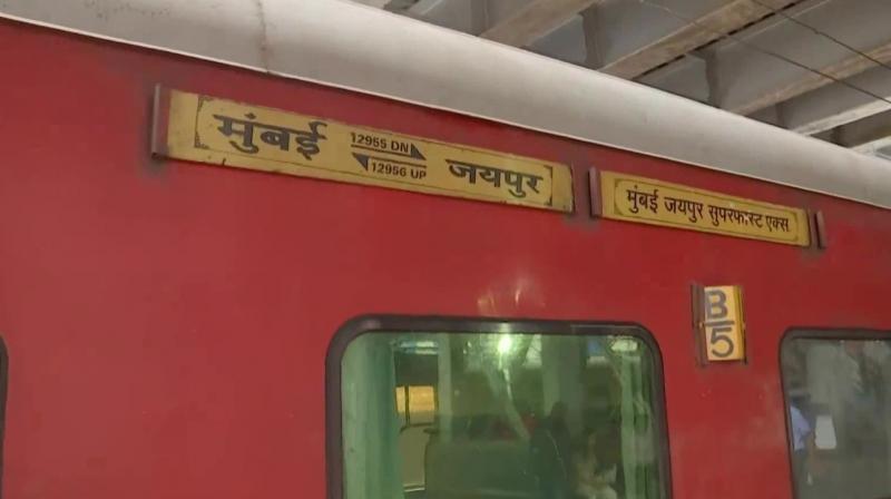 RPF constable shoots dead ASI, 3 passengers on Jaipur-Mumbai train; arrested RPF constable shoots dead ASI, 3 passengers on Jaipur-Mumbai train; arrested