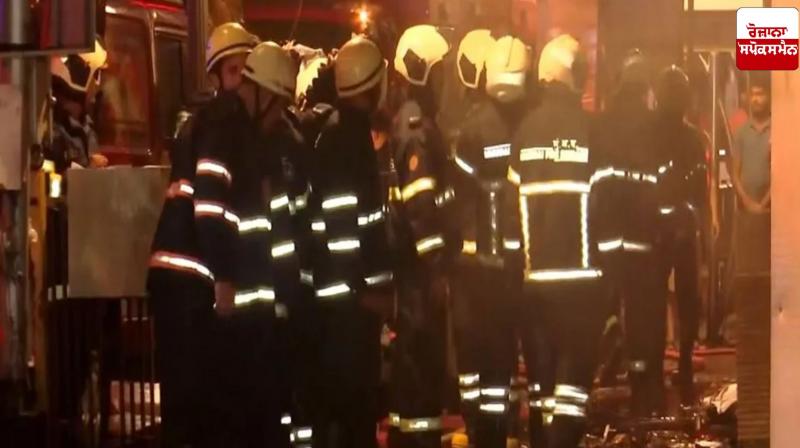 Massive fire breaks out at Bata showroom in Mumbai's Crawford Market Massive fire breaks out at Bata showroom in Mumbai's Crawford Market