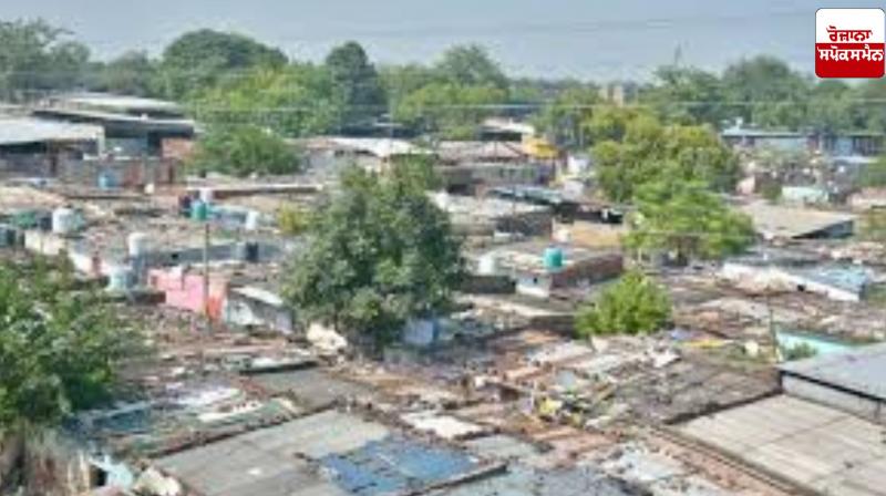Powercom gives 24 hours to people of Ambedkar Nagar, Jalandhar to demolish their houses Powercom gives 24 hours to people of Ambedkar Nagar, Jalandhar to demolish their houses