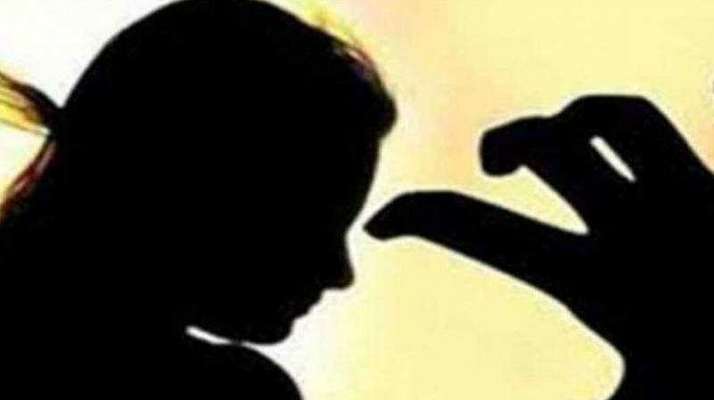 Ghaziabad: Shameful act of the teacher: He blackmailed the student and raped him for 2 years
