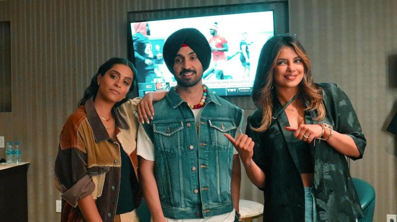  Priyanka Chopra and Lily Singh arrived to watch Diljit Dosanjh's live show