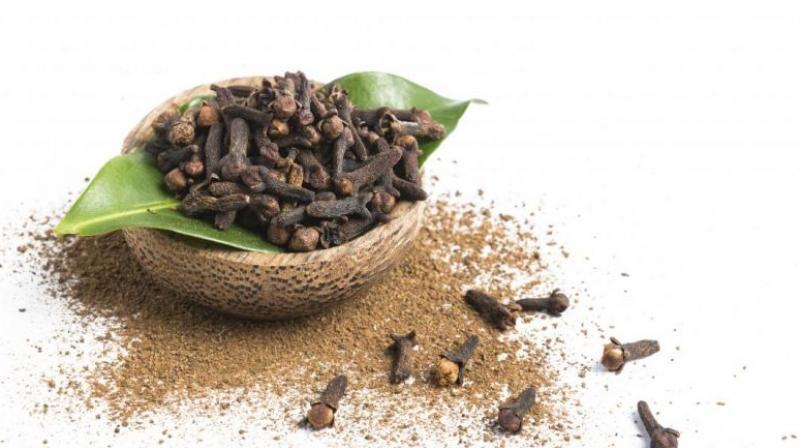 Eat cloves mixed with honey, there will be many benefits