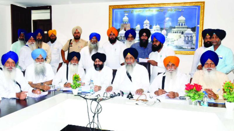 While Press Conference Bhai Gobind Singh Longowal While Press Conference Bhai Gobind Singh Longowal