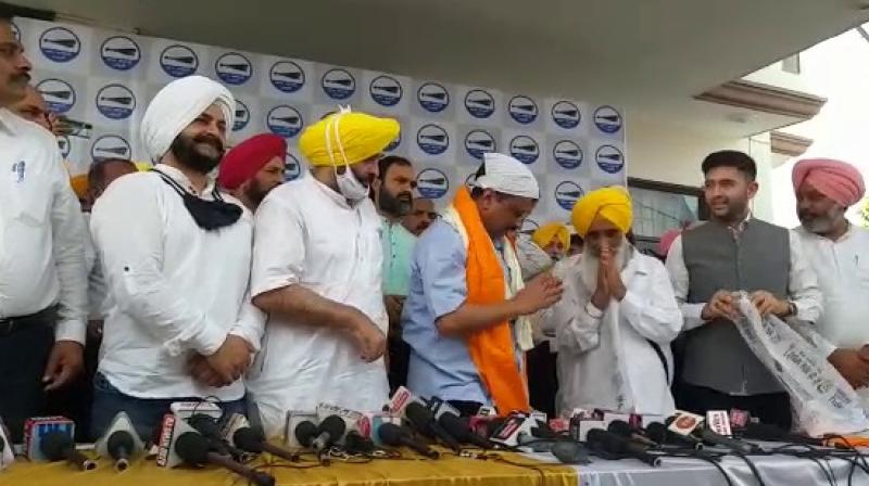 former Minister Seva Singh Sekhwan join Aam Aadmi Party former Minister Seva Singh Sekhwan join Aam Aadmi Party