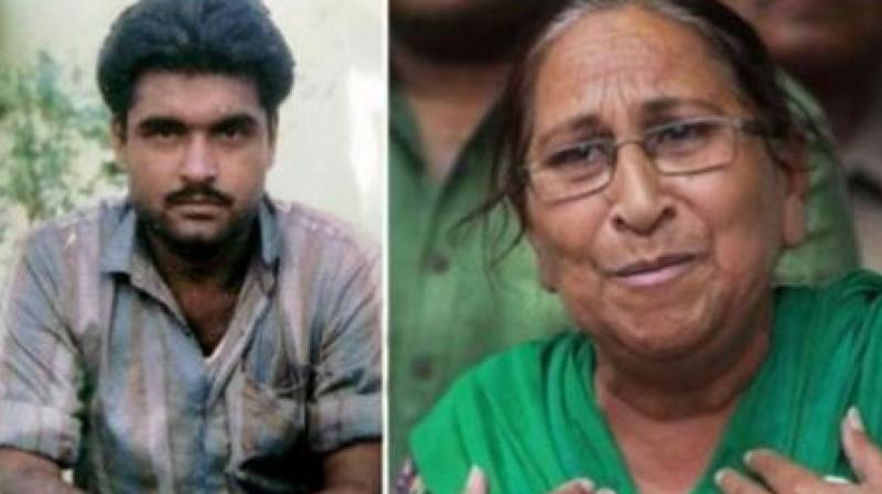 Sarabjit's sister Dalbir Kaur Sarabjit's sister Dalbir Kaur