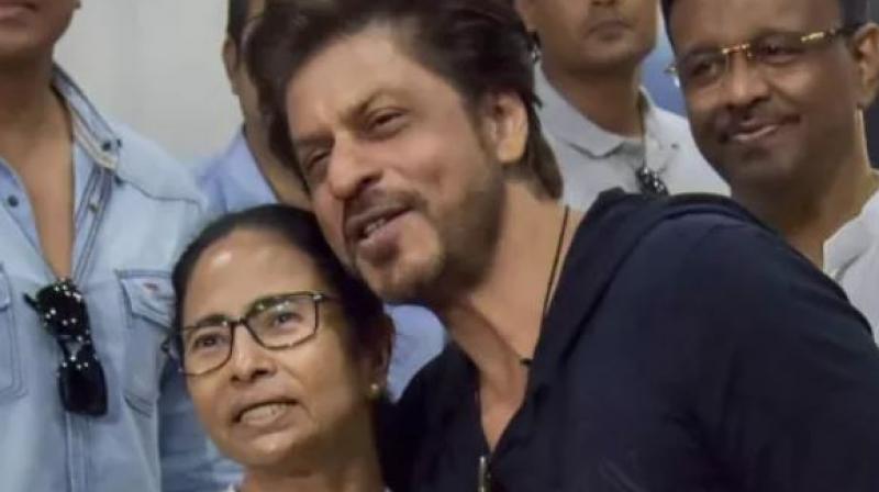 Shahrukh Khan meets Mamta Banerjee Shahrukh Khan meets Mamta Banerjee